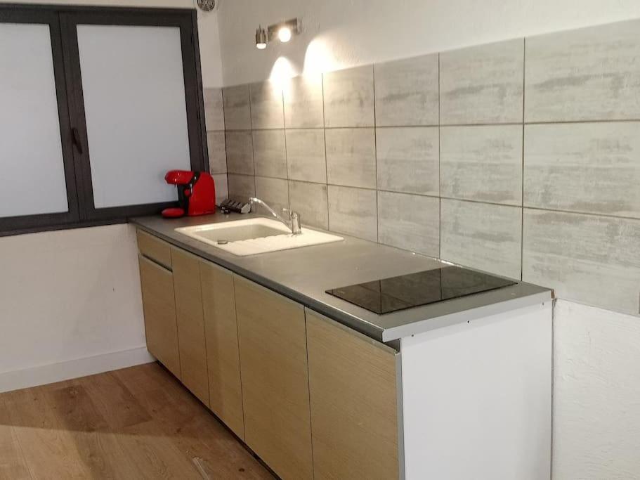 134, Grand Ensoleille * Toulon